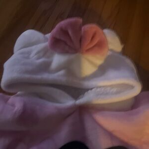 Hello Kitty White Plush Hooded Cape with Pink Bow